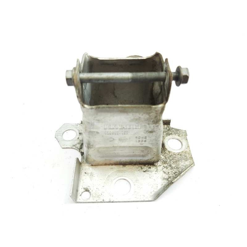 Recambio de punta chasis delantera para renault clio iii expression referencia OEM IAM 8200834853A  