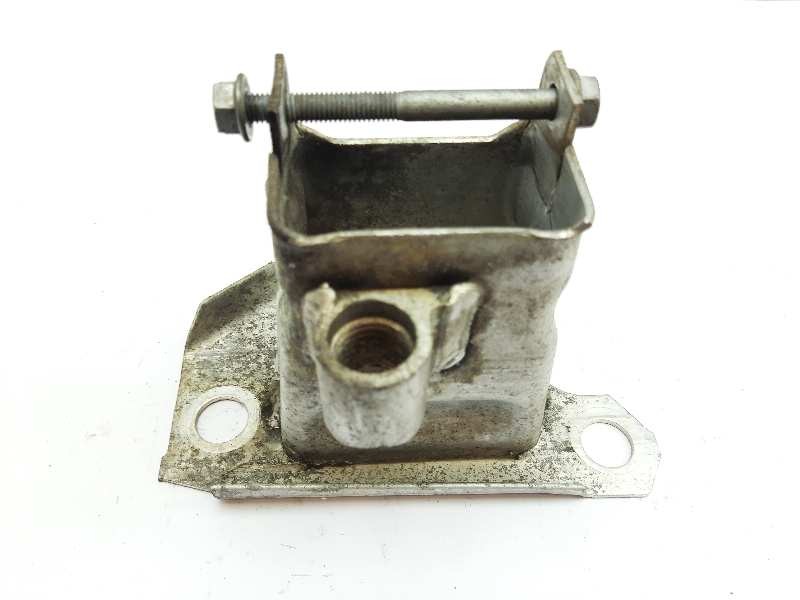 Recambio de punta chasis delantera para renault clio iii expression referencia OEM IAM 8200834853A  