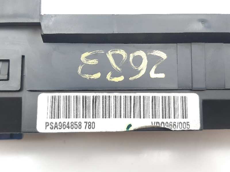 Recambio de cuadro instrumentos para citroen xsara picasso 2.0 hdi sx referencia OEM IAM 964858780  