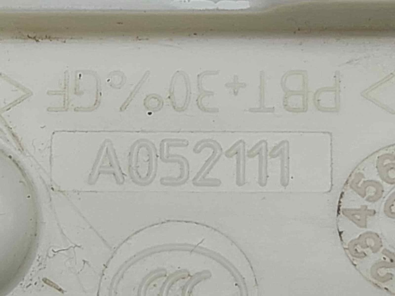 Recambio de cerradura puerta trasera izquierda para jeep compass limited referencia OEM IAM A052111  