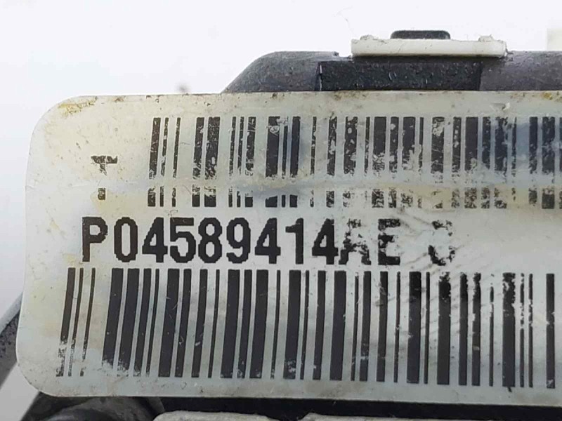 Recambio de cerradura puerta trasera derecha para jeep compass limited referencia OEM IAM P04589414AE  