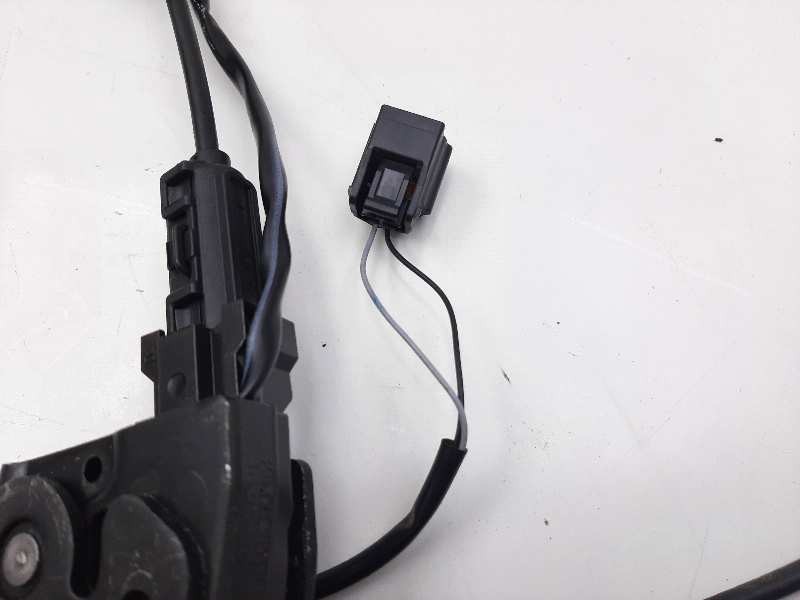 Recambio de cerradura puerta delantera derecha para ford b-max titanium referencia OEM IAM 20511101 AV11R218D04AC 