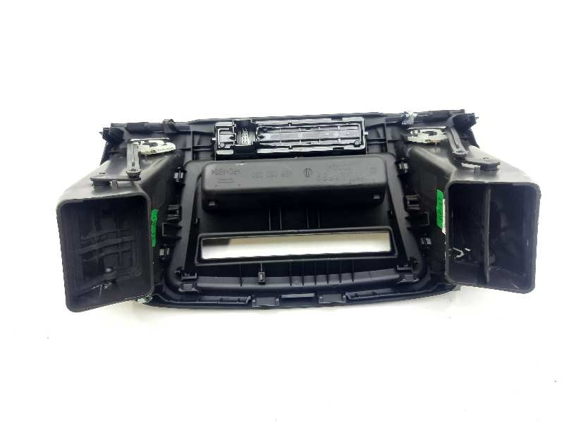 Recambio de rejilla aireadora para opel insignia sports tourer edition referencia OEM IAM 13321689  