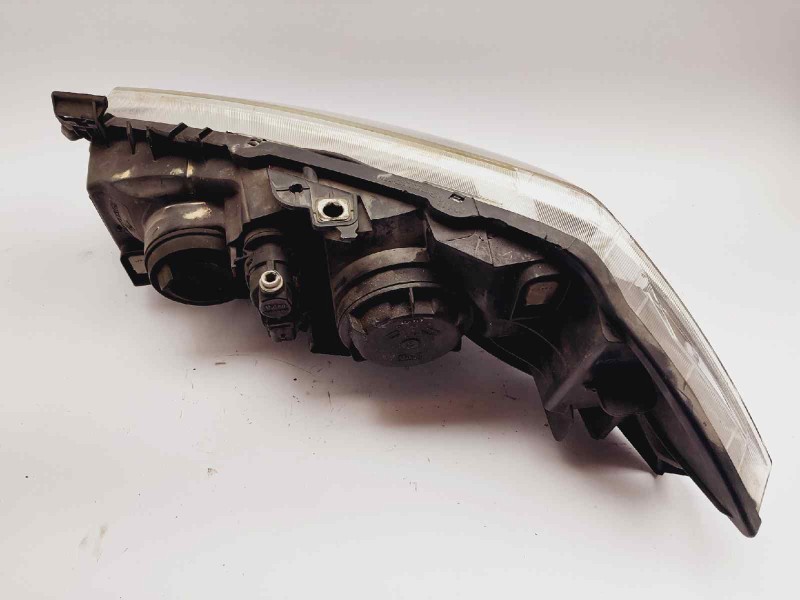 Recambio de faro derecho para renault megane ii berlina 5p privilege referencia OEM IAM 8200476431 89307003 