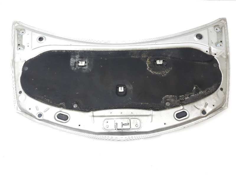 Recambio de capot para renault clio iii expression referencia OEM IAM   