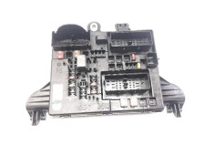 Recambio de caja reles / fusibles para opel insignia sports tourer edition referencia OEM IAM 1327731803  