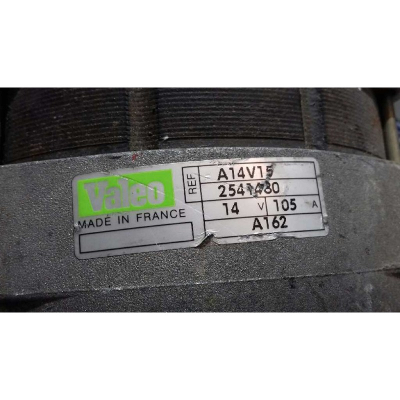 Recambio de alternador para bmw serie 5 berlina (e34) 2.0 24v referencia OEM IAM 2542118 VALEO 105A 2541480
