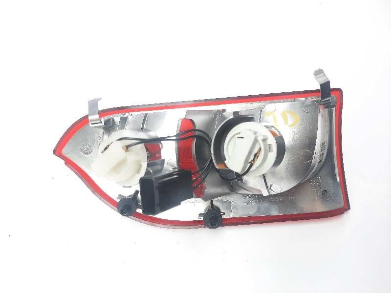 Recambio de piloto trasero derecho para opel insignia sports tourer edition referencia OEM IAM 13226855  
