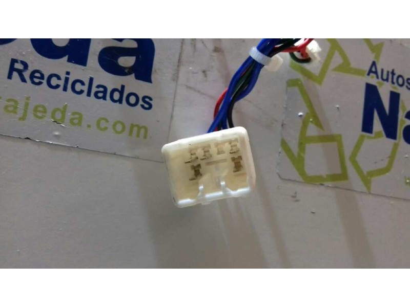 Recambio de portalamparas para kia carens ( ) concept referencia OEM IAM  TRASERO DERECHO 