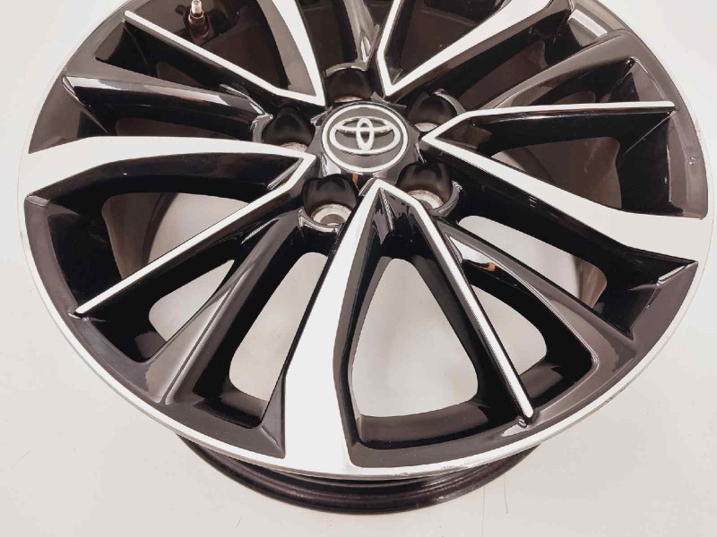 Recambio de llanta para toyota verso active referencia OEM IAM 11BK014BM 426110F200 