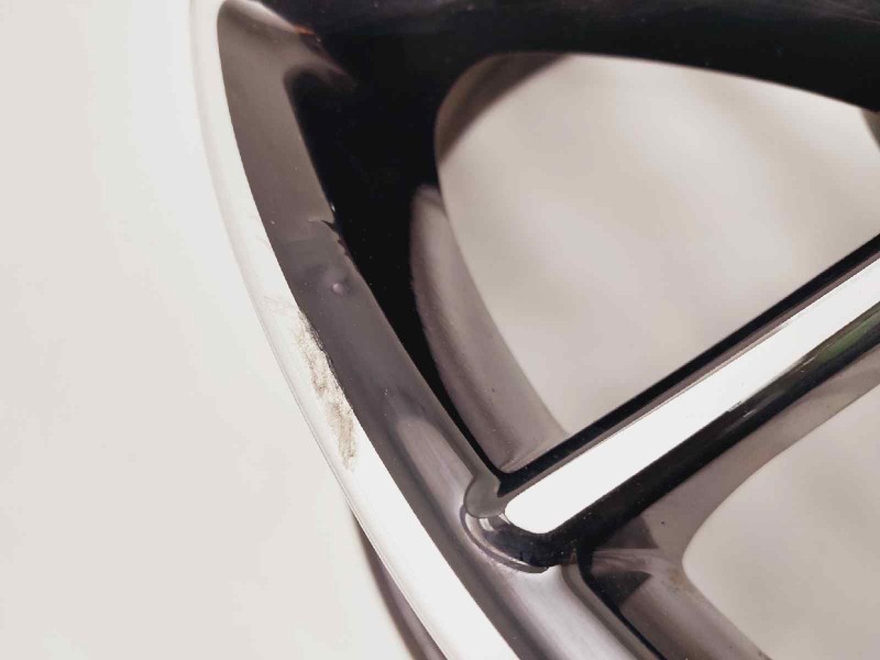 Recambio de llanta para toyota verso active referencia OEM IAM 11BK014BM 426110F200 