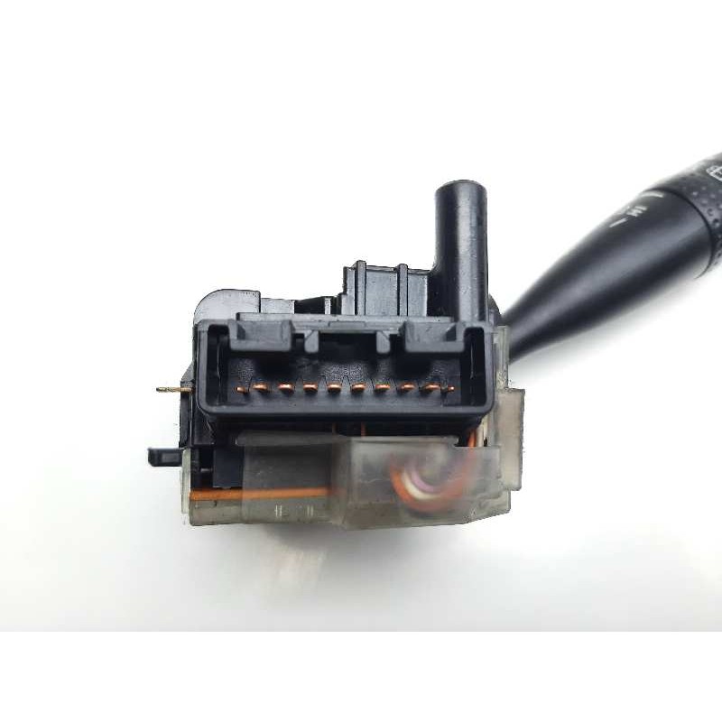 Recambio de mando limpia para toyota corolla (e12) 2.0 d-4d linea sol berlina referencia OEM IAM 173647  