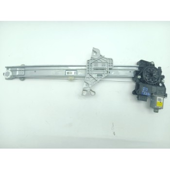 ELEVALUNAS DELANTERO DERECHO 82460BE010 82402BE010 