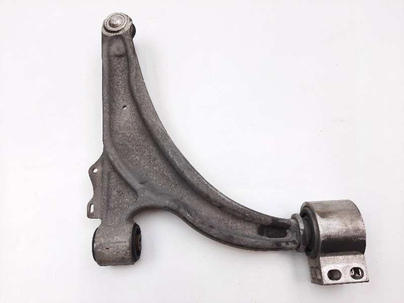 Recambio de brazo suspension inferior delantero izquierdo para chevrolet cruze lt referencia OEM IAM   