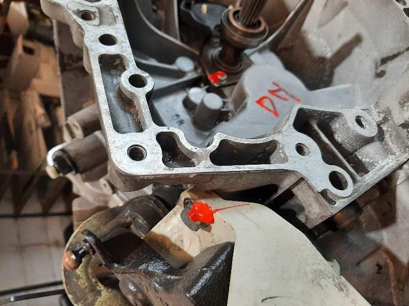 Recambio de caja cambios para citroen c3 hdi 110 fap exclusive referencia OEM IAM 20DM73  