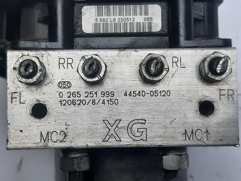 Recambio de abs para toyota avensis cross sport (t27) comfort referencia OEM IAM 4454005120 2005121132 