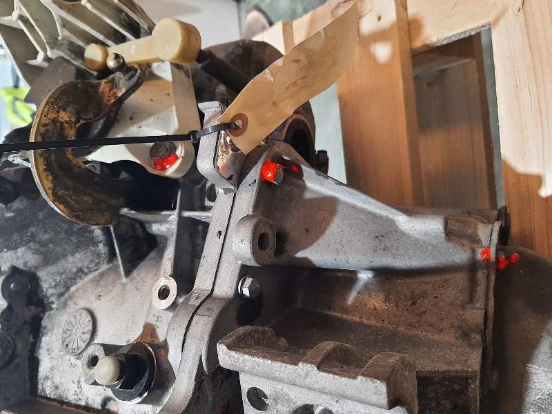 Recambio de caja cambios para citroen c3 hdi 110 fap exclusive referencia OEM IAM 20DM73  