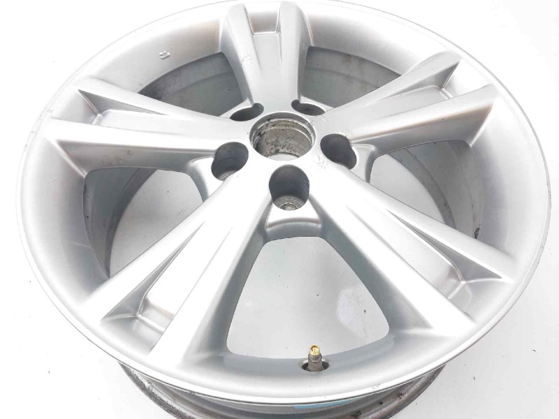 Recambio de llanta para lexus rx 400h referencia OEM IAM 4261A48020  