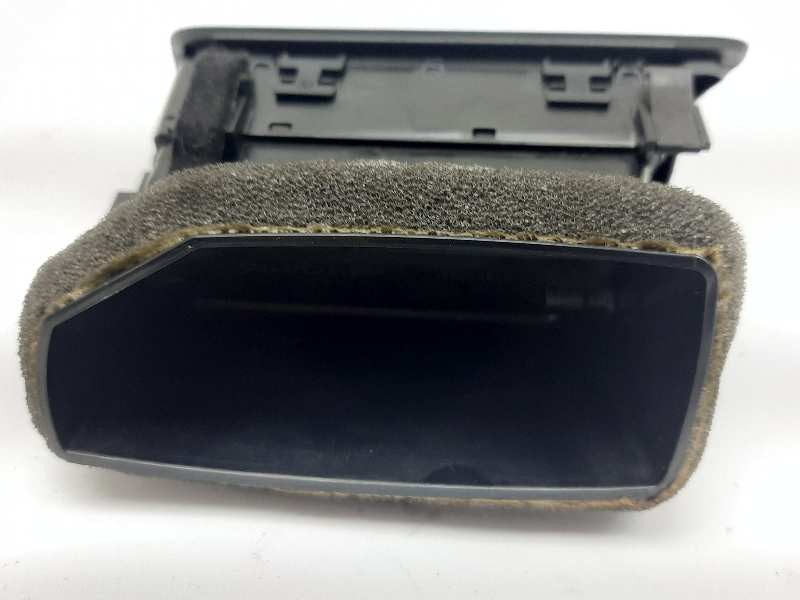 Recambio de rejilla aireadora para volkswagen passat variant (365) advance bluemotion referencia OEM IAM 3AB819702A  