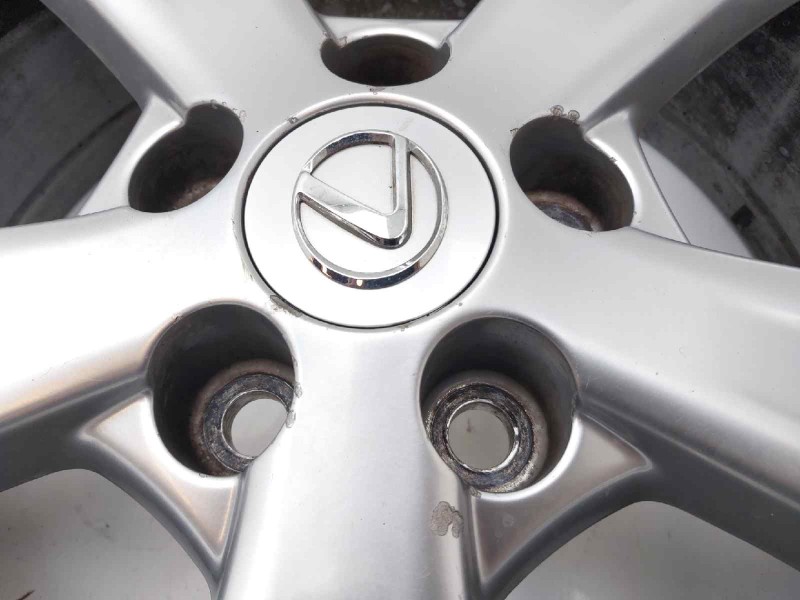 Recambio de llanta para lexus rx 400h referencia OEM IAM 4261A48020  