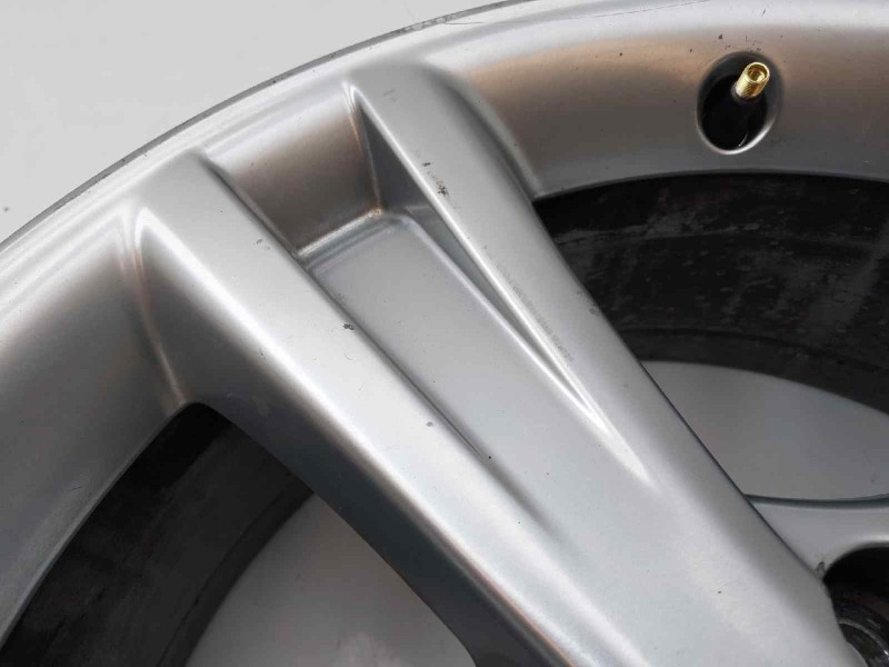 Recambio de llanta para lexus rx 400h referencia OEM IAM 4261A48020  