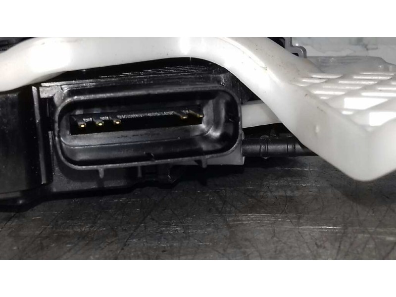 Recambio de cerradura puerta trasera derecha para kia carens ( ) concept referencia OEM IAM 81420A4030 ELECTRICA 5 PINS