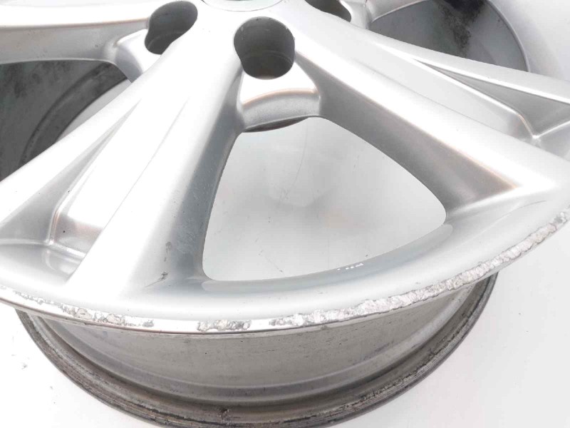 Recambio de llanta para lexus rx 400h referencia OEM IAM 4261A48020  