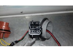 Recambio de portalamparas para kia carens ( ) concept referencia OEM IAM  LADO DERECHO EXTERIOR  2