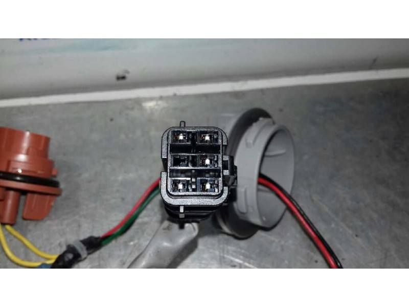 Recambio de portalamparas para kia carens ( ) concept referencia OEM IAM  LADO DERECHO EXTERIOR 