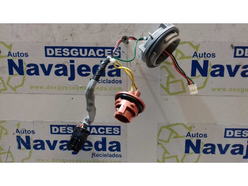 Recambio de portalamparas para kia carens ( ) concept referencia OEM IAM  LADO EXTERIOR IZQUIERDO 