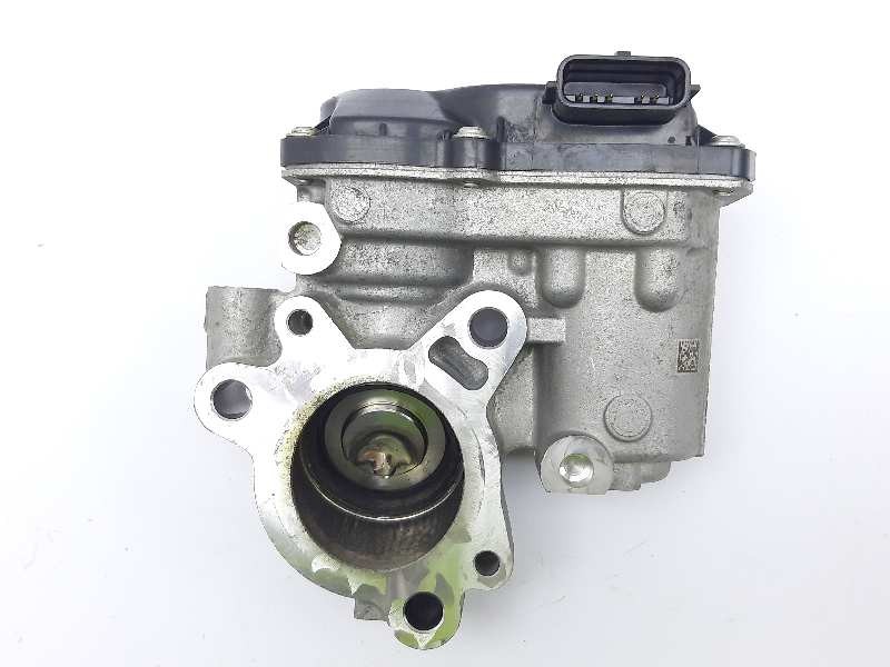 Recambio de valvula egr para dacia dokker essential referencia OEM IAM 147100361R  