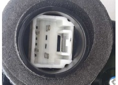 Recambio de cerradura puerta trasera derecha para toyota avensis cross sport (t27) comfort referencia OEM IAM    2