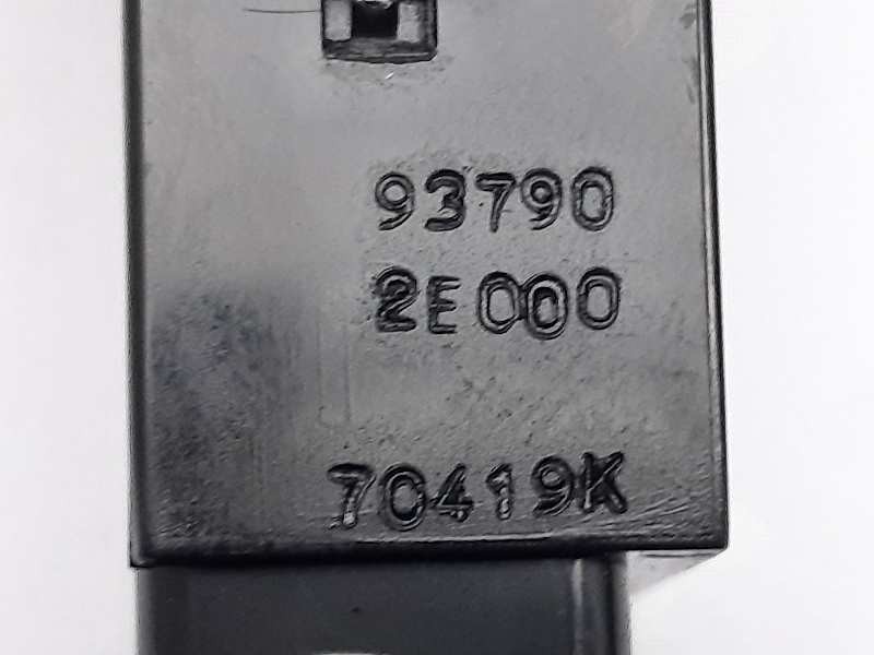 Recambio de warning para hyundai tucson (jm) 2.0 crdi comfort referencia OEM IAM 937902E000  