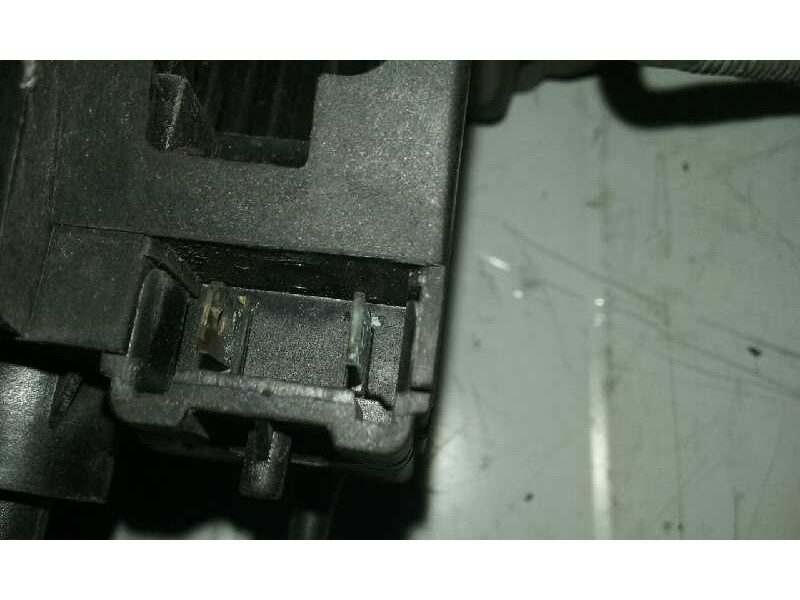 Recambio de cerradura puerta trasera derecha para renault megane i berlina hatchback (ba0) 2.0 rt referencia OEM IAM  2 PINES 4 