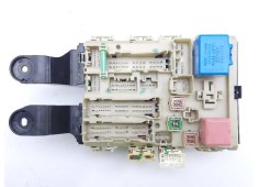 Recambio de caja reles / fusibles para toyota avensis cross sport (t27) comfort referencia OEM IAM 8273005720  