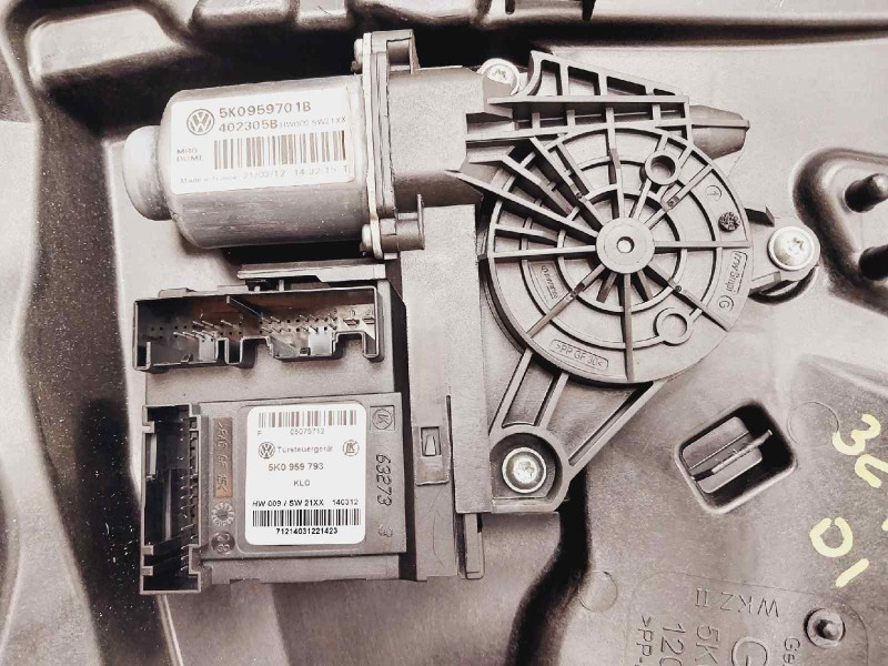 Recambio de elevalunas delantero izquierdo para volkswagen golf vi (5k1) gti referencia OEM IAM 5K1837729T 5K0959701B 5K0959793