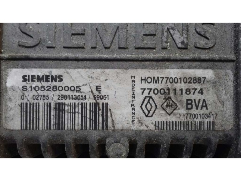 Recambio de centralita motor uce para renault clio ii fase i (b/cbo) 1.6 referencia OEM IAM 7700111874 SIEMENS S105280005