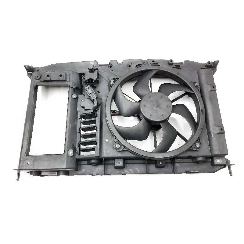 Recambio de electroventilador para citroen c4 picasso sx referencia OEM IAM 300000801  