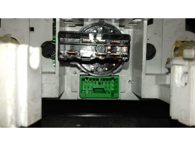 Recambio de mando calefaccion / aire acondicionado para suzuki swift berlina (mz) gl (3-ptas.) referencia OEM IAM   