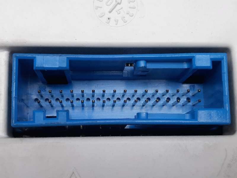 Recambio de cuadro instrumentos para volkswagen touareg (7la) tdi r5 referencia OEM IAM 7L6920970Q  