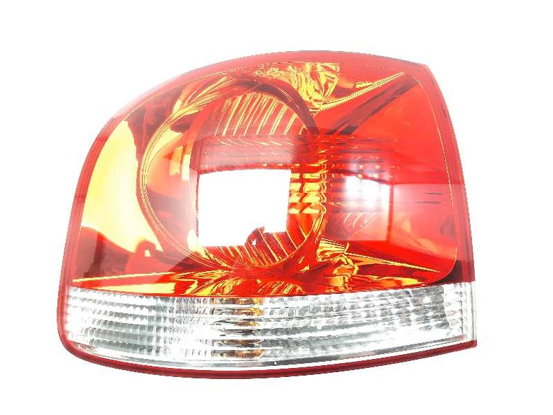 Recambio de piloto trasero izquierdo para volkswagen touareg (7la) tdi r5 referencia OEM IAM 7L6945095K  