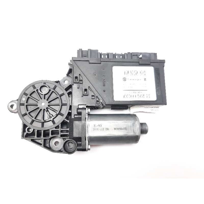 Recambio de motor elevalunas trasero izquierdo para volkswagen touareg (7la) tdi r5 referencia OEM IAM 7L0959795A  