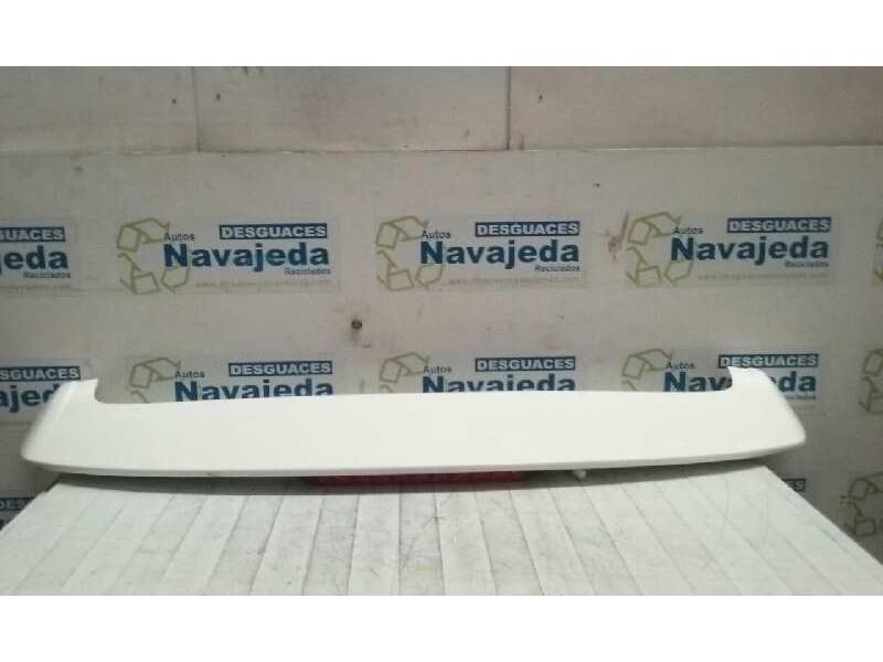 Recambio de aleron trasero para kia carens ( ) concept referencia OEM IAM   