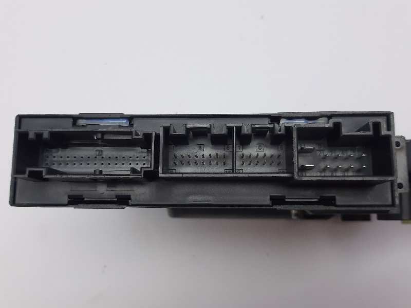 Recambio de motor elevalunas trasero izquierdo para volkswagen touareg (7la) tdi r5 referencia OEM IAM 7L0959795A  