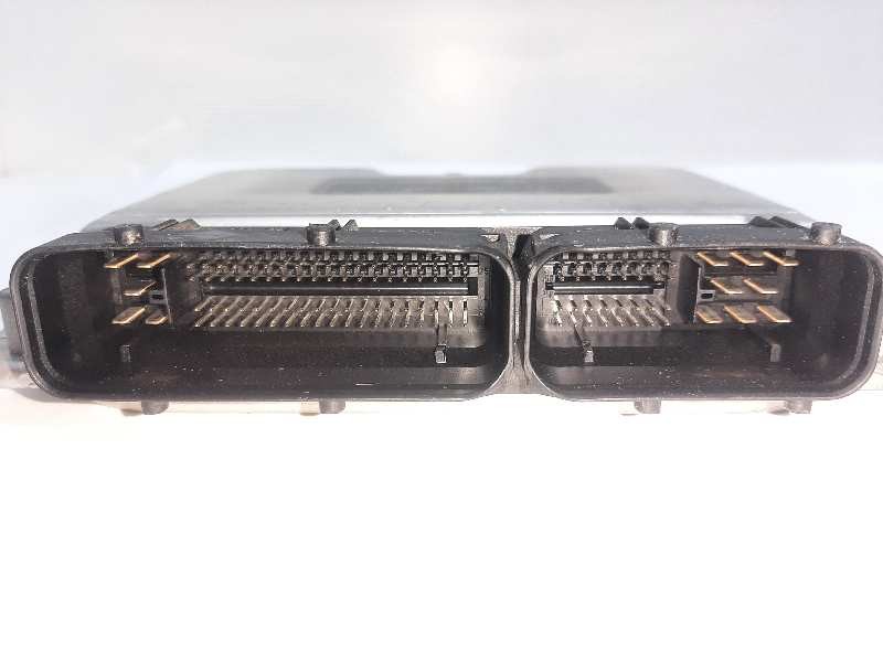 Recambio de centralita motor uce para seat cordoba berlina (6l2) reference referencia OEM IAM 038906012HP 0281011320 