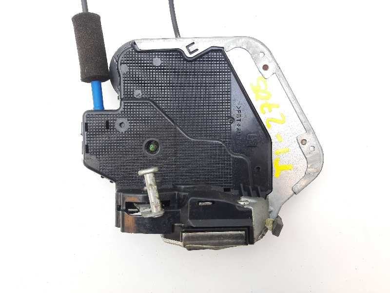 Recambio de cerradura puerta trasera izquierda para lexus is200 (ds2/is2) 220d referencia OEM IAM   