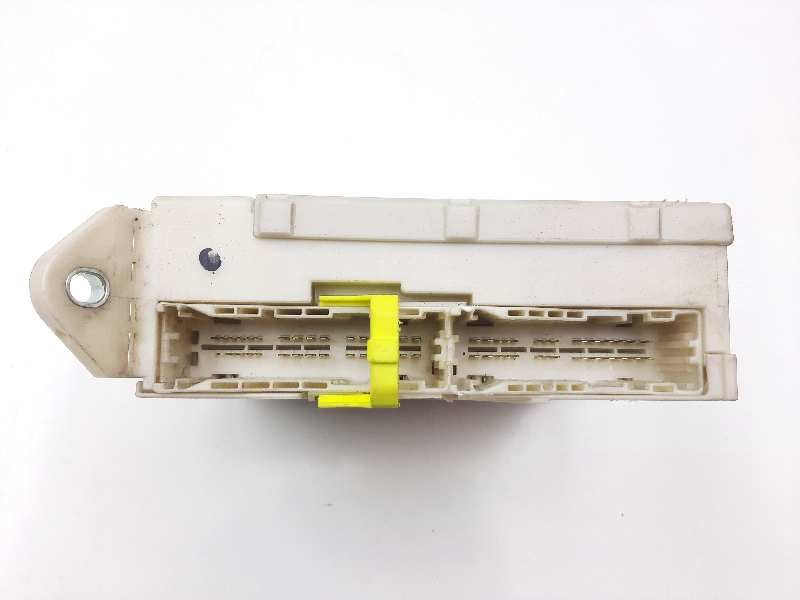 Recambio de modulo electronico para lexus is200 (ds2/is2) 220d referencia OEM IAM 8273053050 09776D119418 