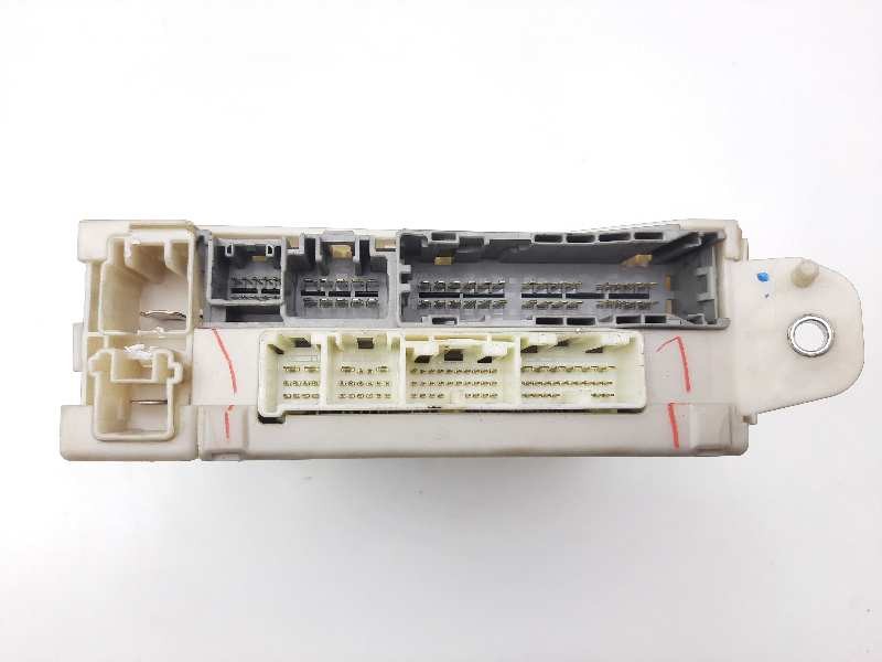 Recambio de modulo electronico para lexus is200 (ds2/is2) 220d referencia OEM IAM 8273053050 09776D119418 