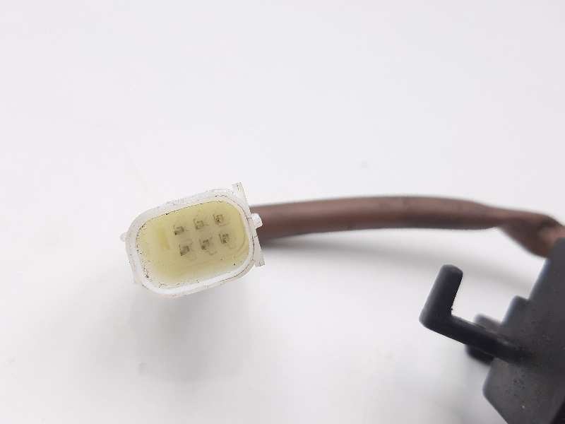 Recambio de maneta exterior delantera derecha para lexus is200 (ds2/is2) 220d referencia OEM IAM 8999130040 48411010610 