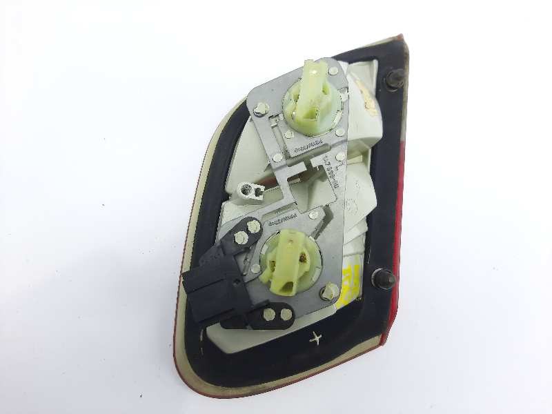 Recambio de piloto trasero izquierdo para mercedes clase clk (w208) coupe 230 compressor (208.347) referencia OEM IAM 2088200564